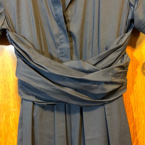 BCBG MAX AZRIA COTTON COLLARED WOVEN CROSSOVER - Picture 3 of 8